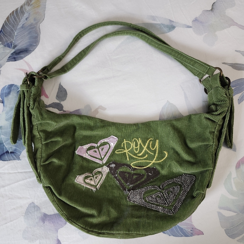 Vintage Y2K Roxy purse in green corduroy 🍀